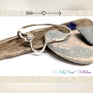 Vintage Taxco Sterling Silver U Hook Bracelet